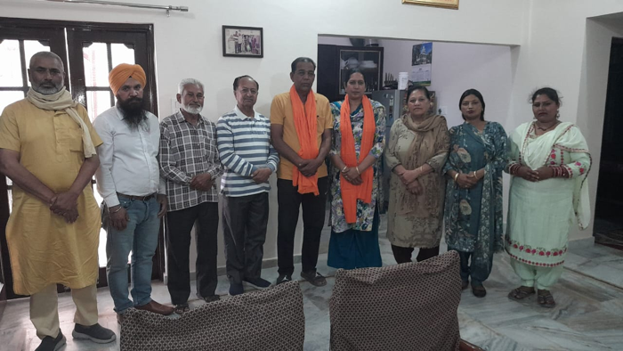 A special meeting of Jai Bhim Karvan Charitable Society (Reg.) Mahilpur was held on April 14 regarding the grand procession being taken out on Ambedkar Jayanti.